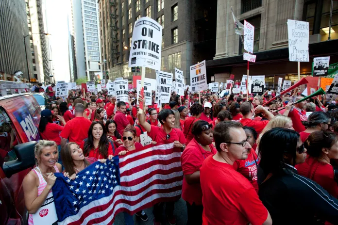 Collective bargaining
for federal employees still doesn’t work